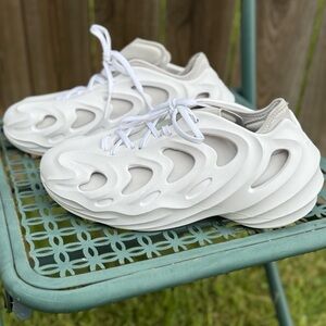 Adidas Sneakers- Like New!!